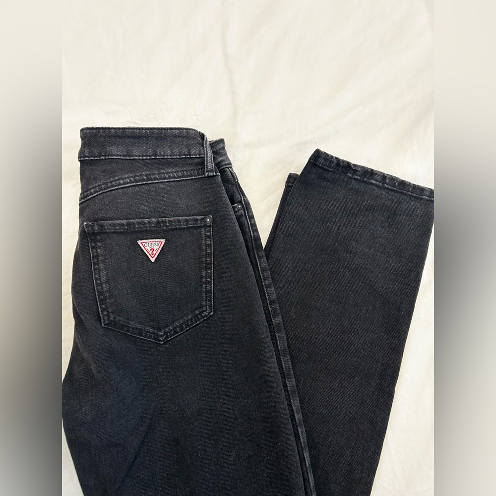 Women’s Guess 1981 Straight Jeans